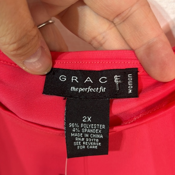 Grace 2x coral polyester spendex hi low hemline short sleeve slight scoop nwt - Picture 2 of 8